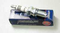 Z&uuml;ndkerze NGK f&uuml;r Triumph Rocket 2300 III Bj....